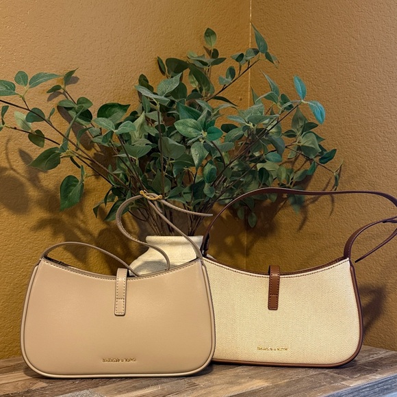 Cesia Canvas & Taupe Metallic Accent Shoulder Bag - Picture 4 of 6